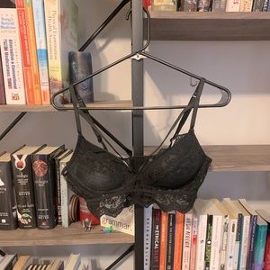 Black Windsor lace styled bra. Size L